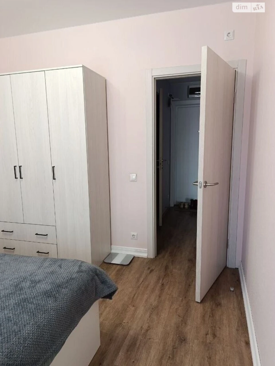Long-Term Rental Apartment near the Train Station