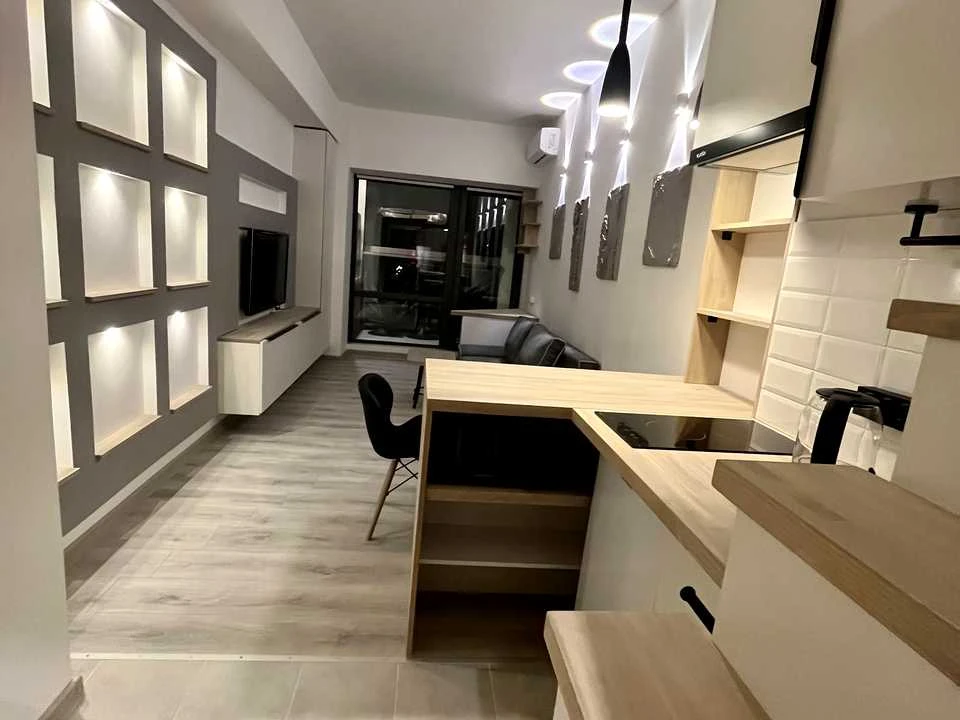 Apartment. Kyiv, Lower Val street.