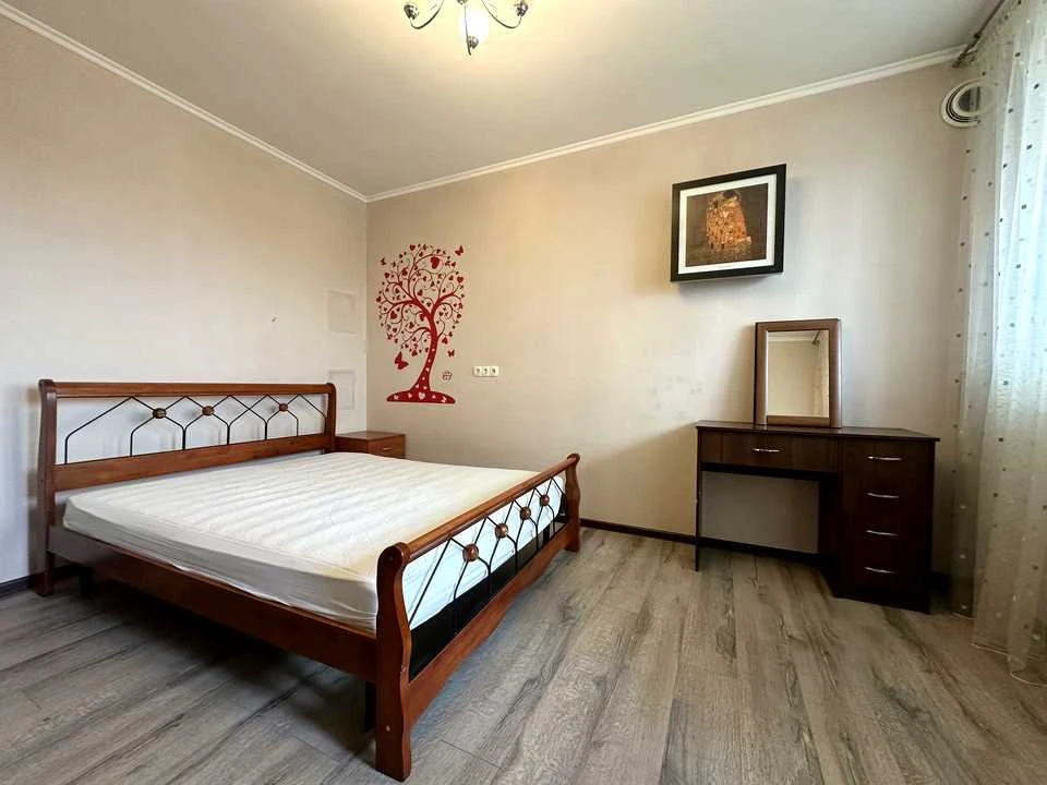 Apartment. Holosiivska Street, Kyiv