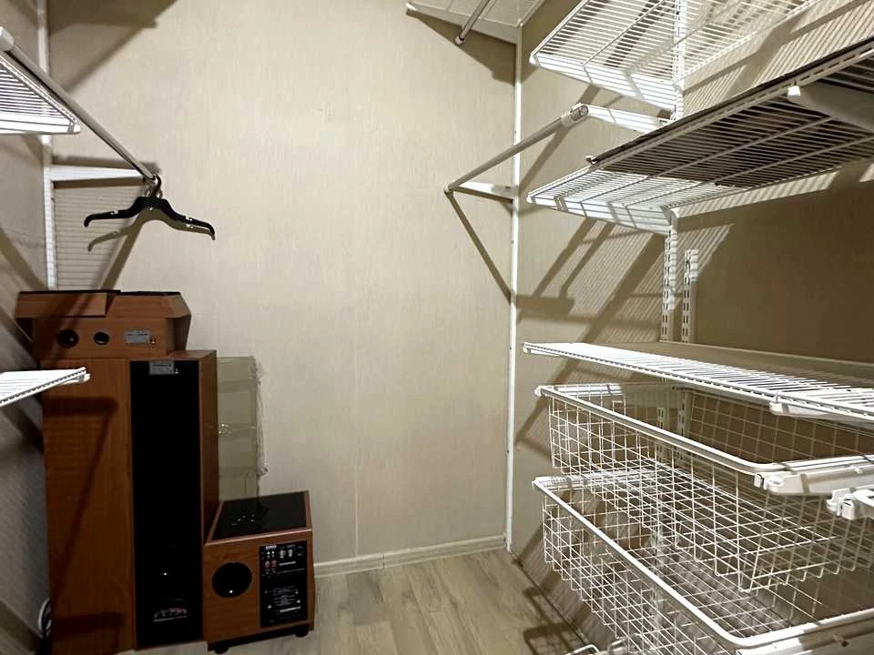 Apartment. Holosiivska Street, Kyiv