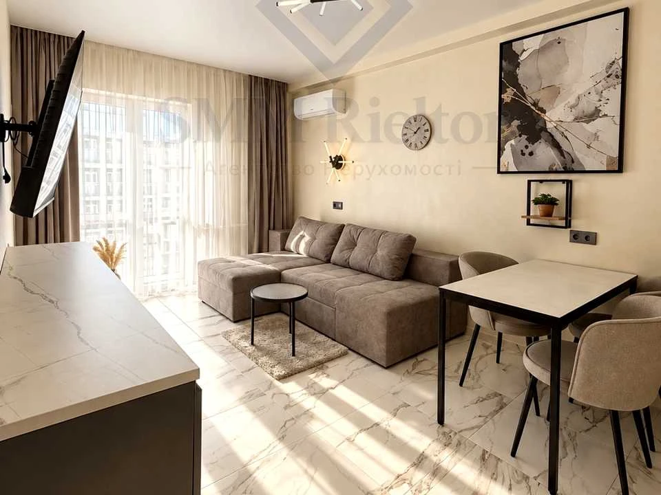 Apartment. Michael Maksimovich Street, Kyiv
