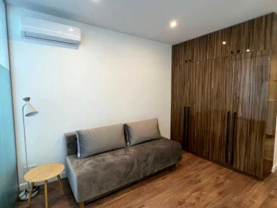 Apartment. Dniprovska naberezna st.