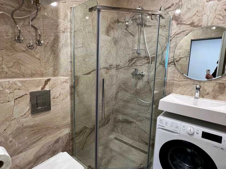 Apartment. Dniprovska naberezna st.