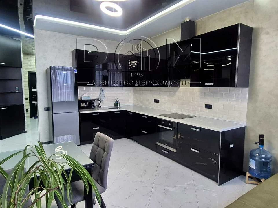 Apartment. Eugene Konovalets st., Kyiv