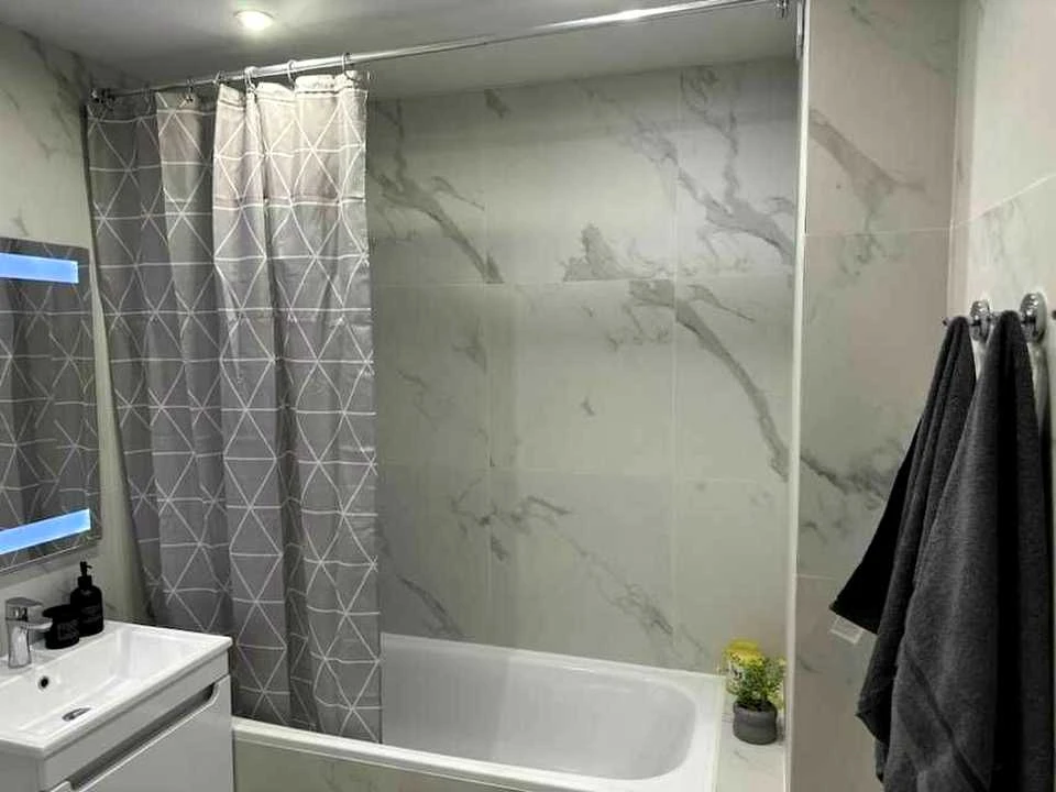 Apartment. Address: Antonovicha Avenue, Kyiv