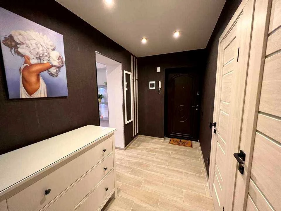 Apartment. Address: Antonovicha Avenue, Kyiv
