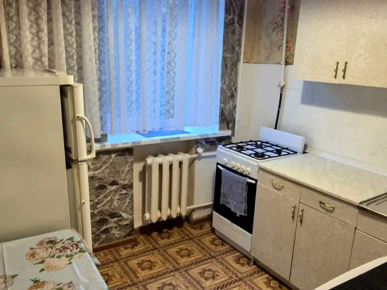 Apartment. Veresneva Street, Kyiv