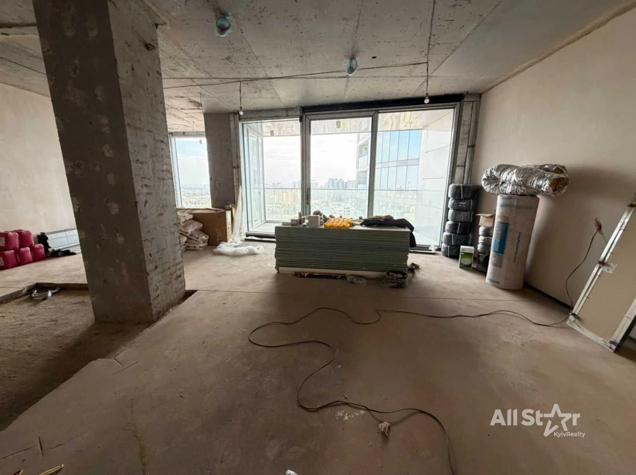 Sale of a 2-bedroom apartment in Kyiv, Taryan Towers residential complex, Pechersky district