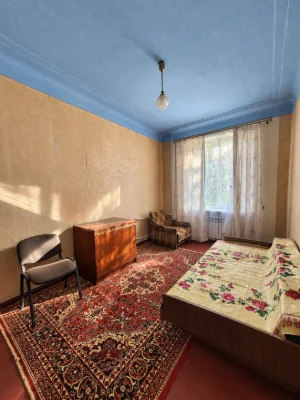Світла частина квартири в цегляному будинку — 11 000 $, без