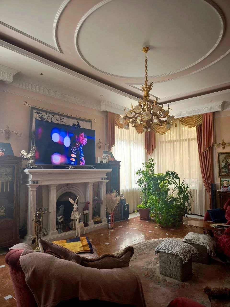 Продаж престижного особняка на Французькому бульварі.