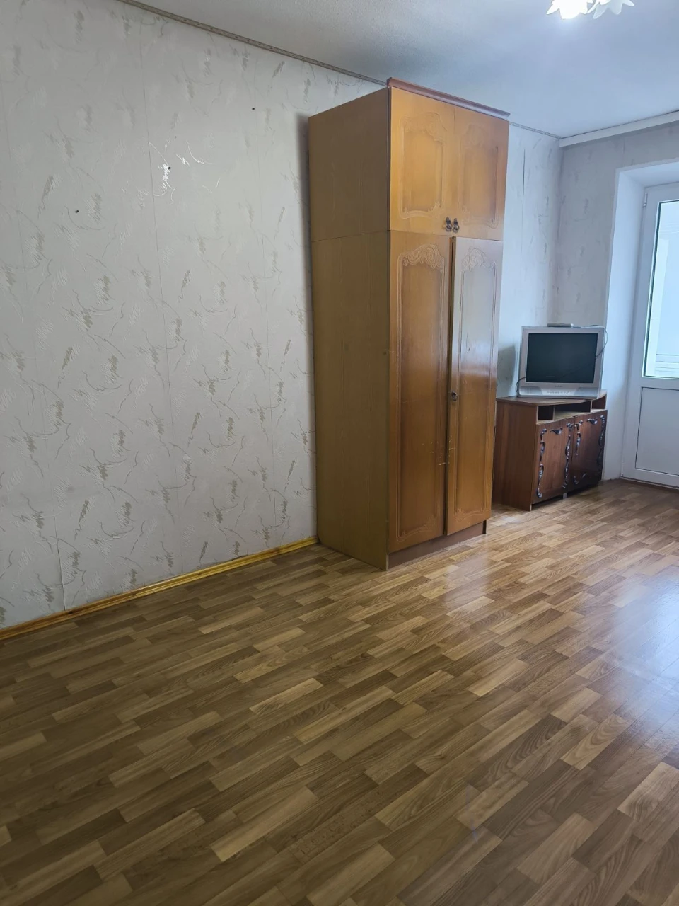 Продам двокімнатну квартиру в Мотелі/Алмазний