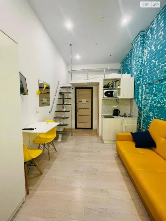 Long-Term Rental Apartment, Площа Ринок