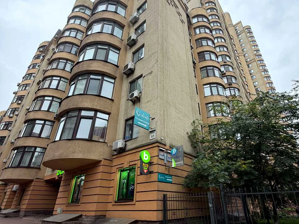 Квартира. Дмитрівська вул.