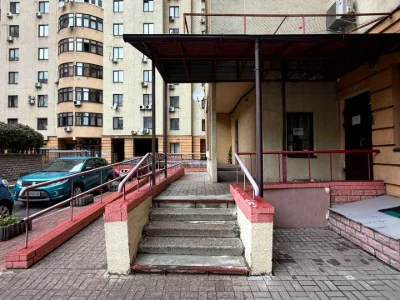 Квартира. Дмитрівська вул.