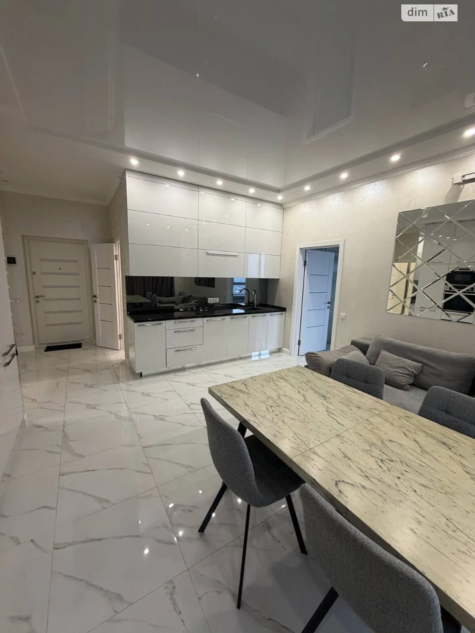 Long-Term Rental Apartment, Darnytsky District