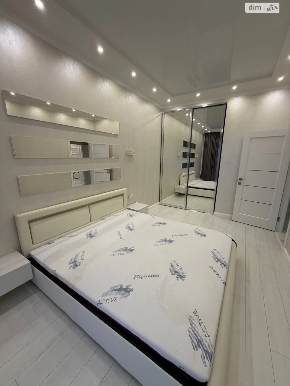Long-Term Rental Apartment, Darnytsky District