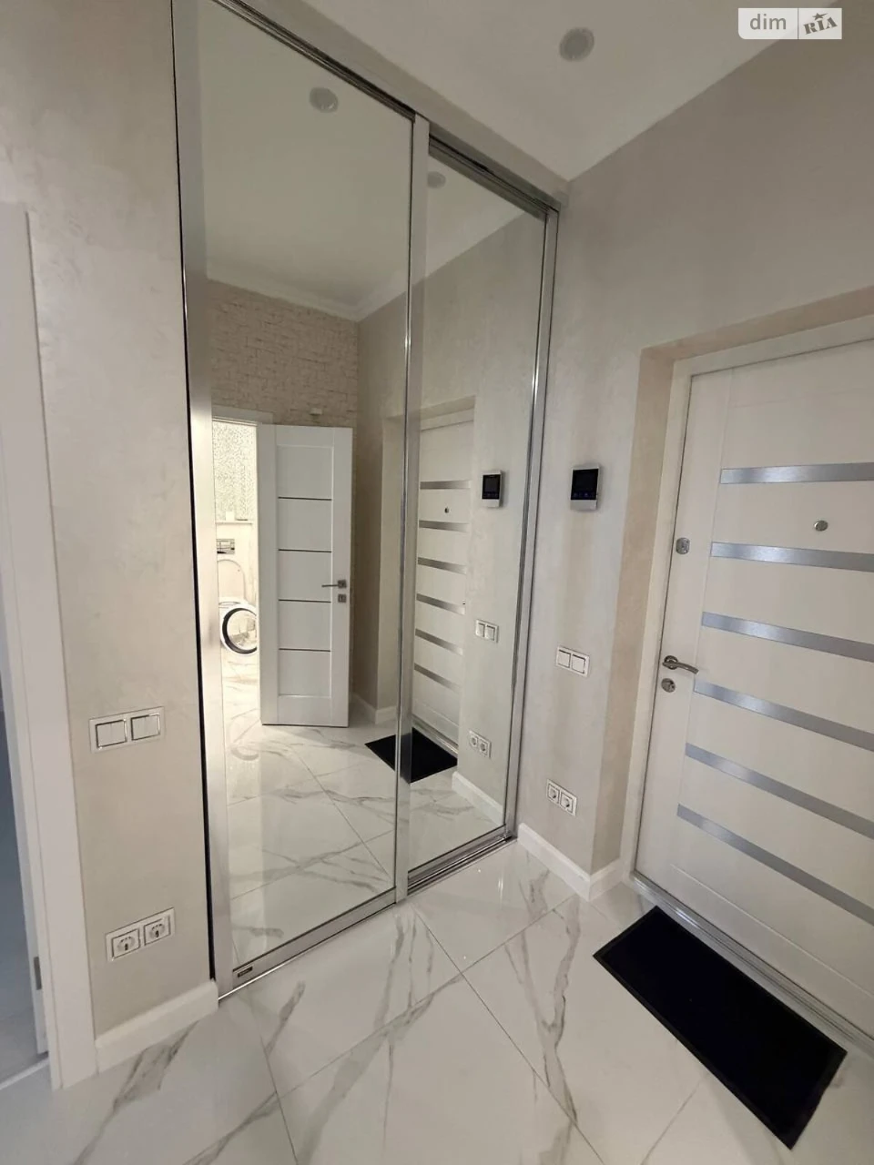 Long-Term Rental Apartment, Darnytsky District