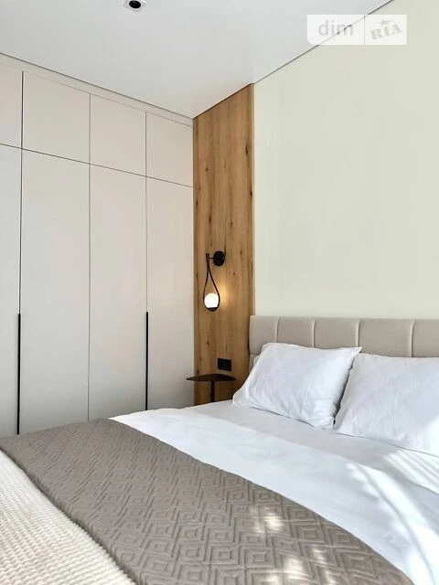 Продажа 1к квартиры 42 кв. м по ул. Причальная 10 • ID 347327