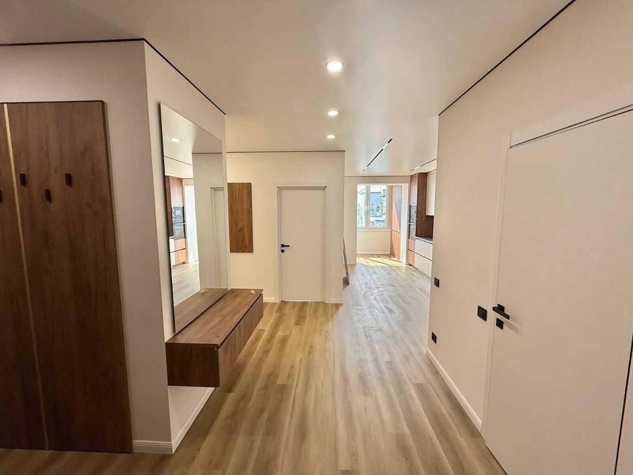 Stylish two-room apartment with renovation in the center!! National Guard Street