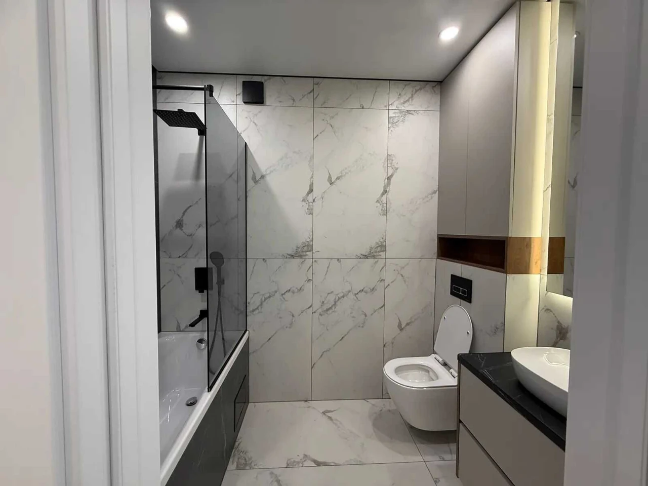 Stylish two-room apartment with renovation in the center!! National Guard Street