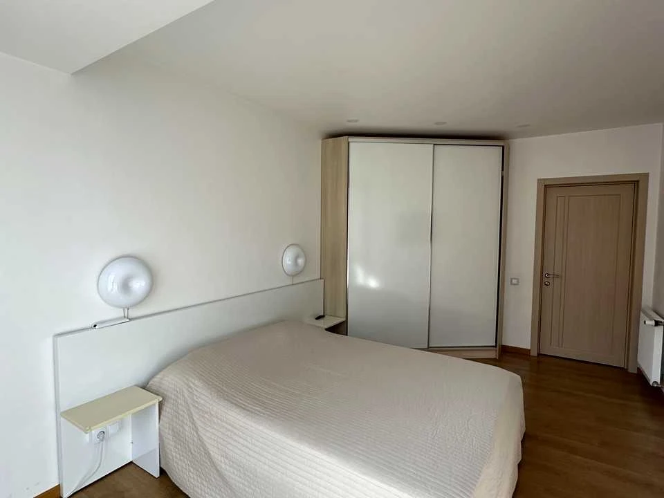 Apartment. Chernivtsi, Heroiv Maydanu Street