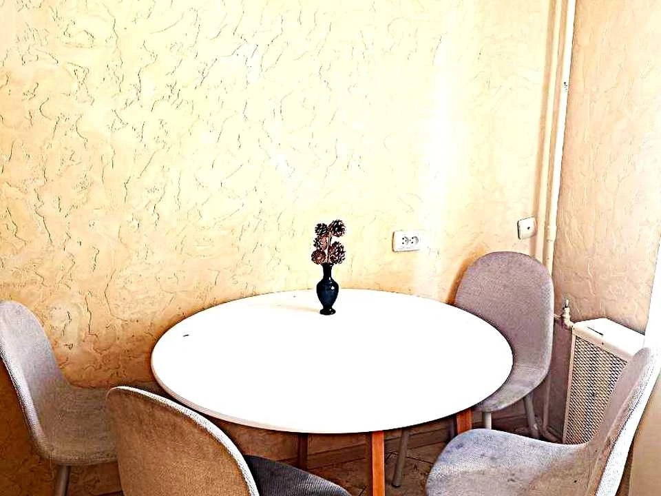 Apartment. Eugene Konovalets Street, Kyiv