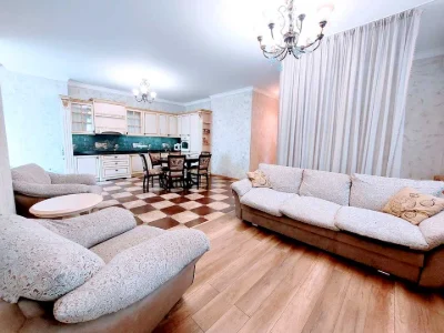 Apartment. Zhylianska St., Kyiv