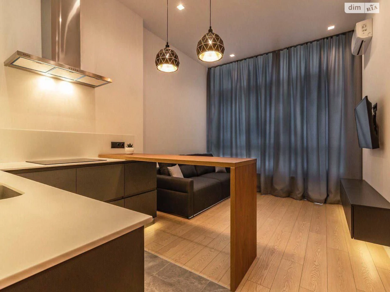 Long-Term Rental Apartment Prospect Polya