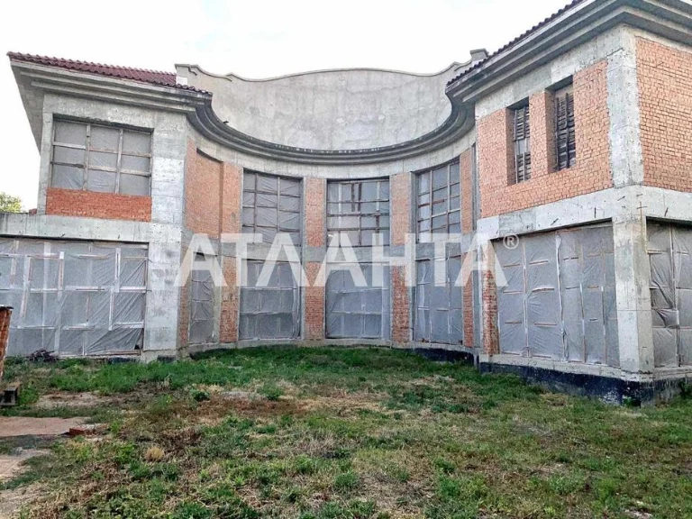 I will sell a house on a plot of 11 acres in the resort area of Odessa Fra