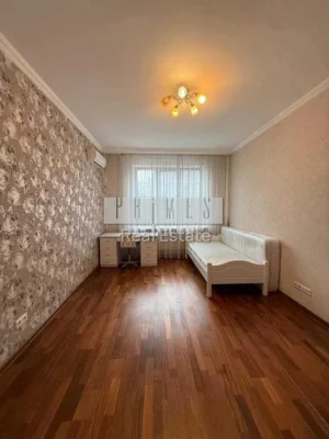Продаж 3-кімнатної квартири, вул. Антоновича, 103, Голосіївський район