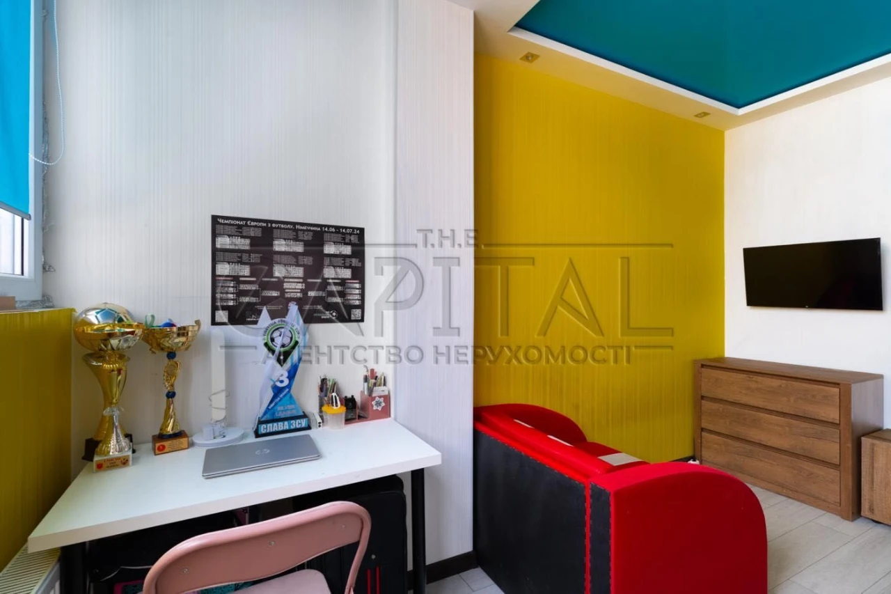 Sale of a 1-bedroom studio apartment 50m2 Dragomano 2 Pozniak