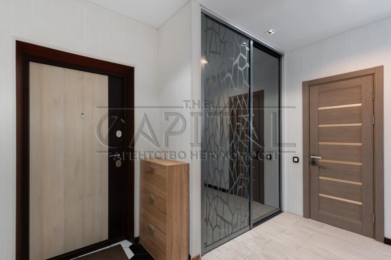 Sale of a 1-bedroom studio apartment 50m2 Dragomano 2 Pozniak