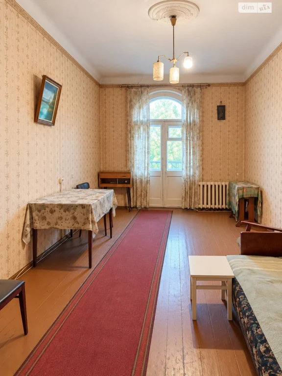 Apartment for Sale in Pecersk