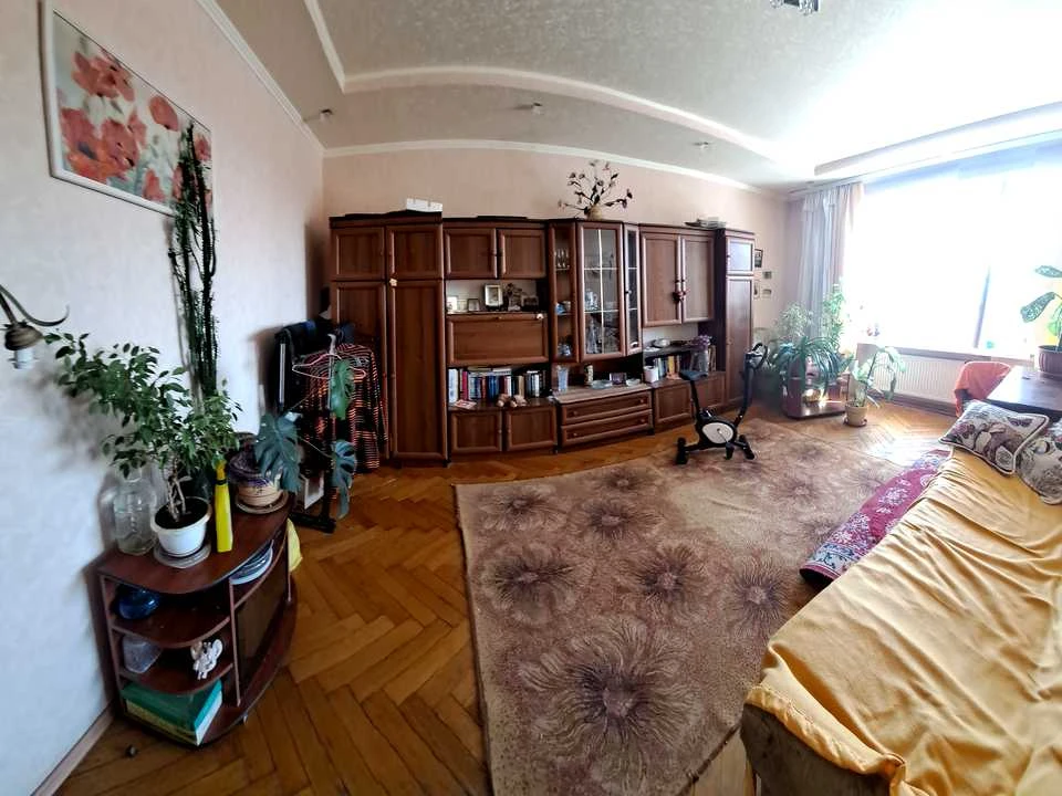 Apartment. Kharkiv, Hirshmana St.