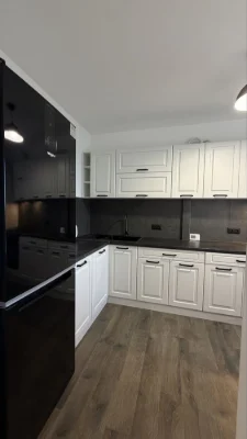 Продажа 2-комнатной квартиры с ремонтом по ул. Иасюка