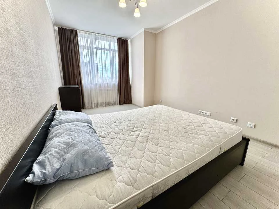 Apartment. Volodymyr Yasuyka Avenue, Kyiv