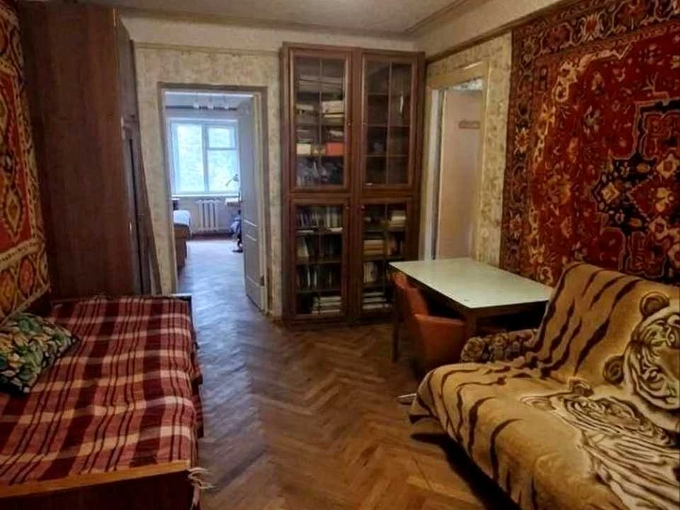 Квартира. Киев, Метробуловская улица