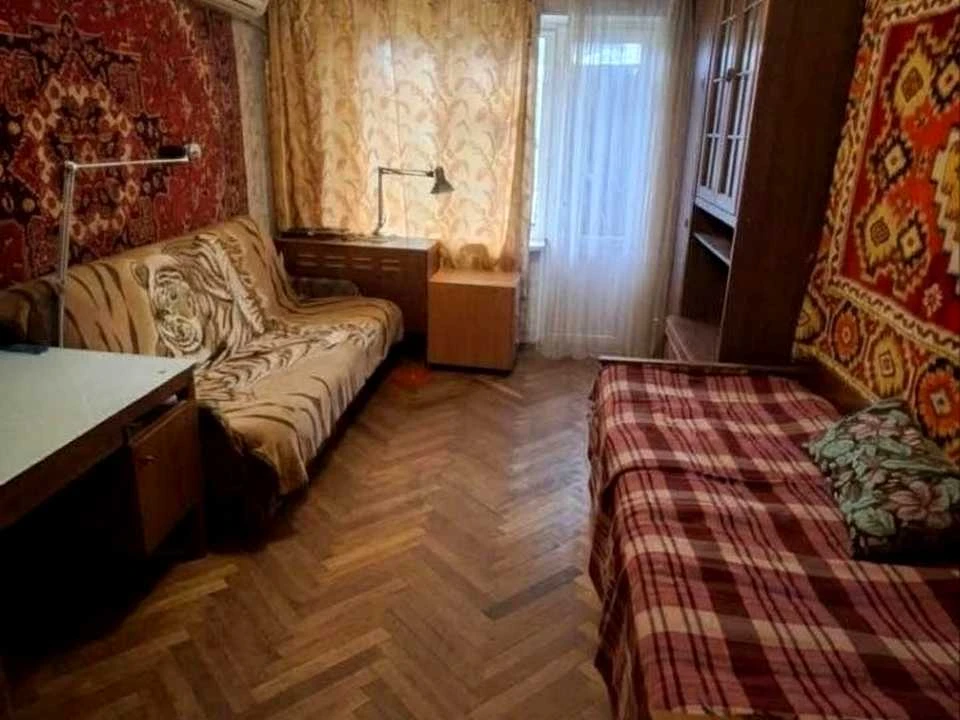 Квартира. Киев, Метробуловская улица