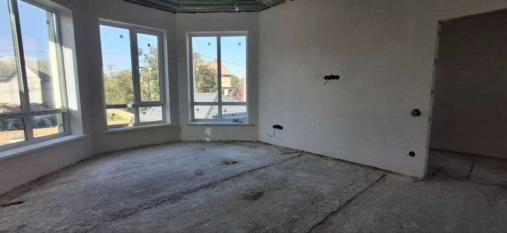 New house 135 m², 5 acres in Tsarskoye Selo/Tairov