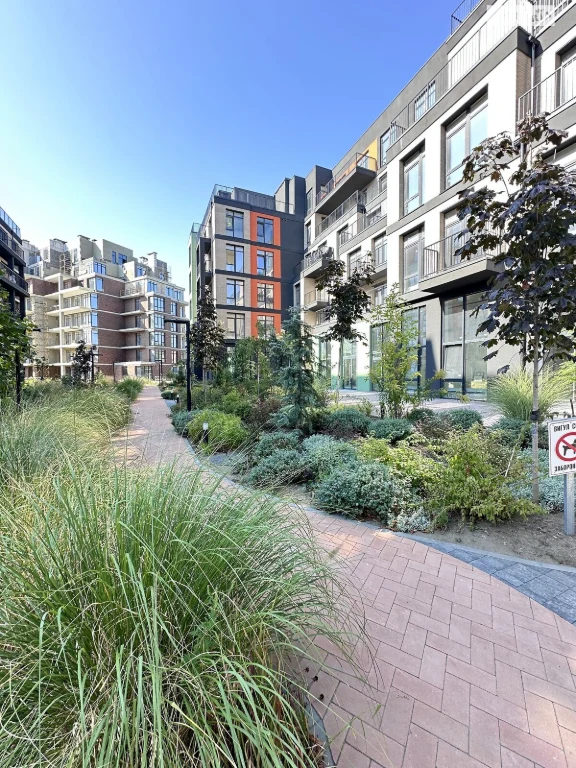 Apartment for Sale in Great Fountain