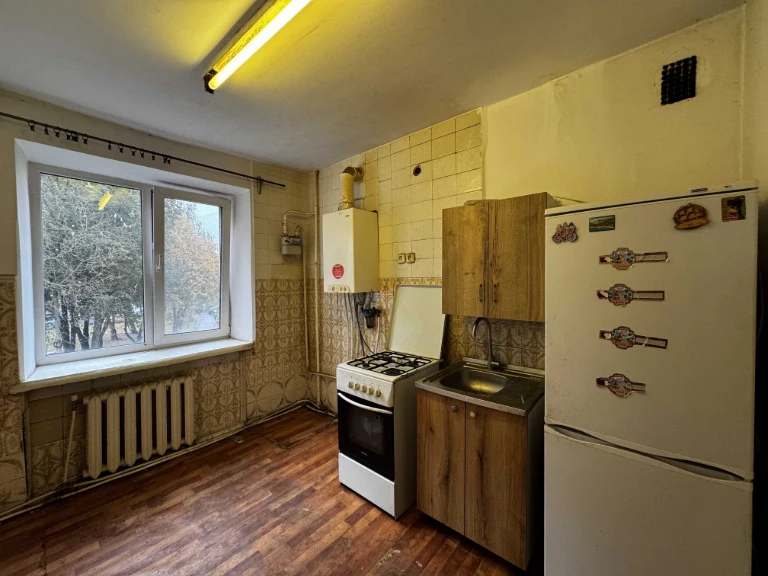 Продажа 3-комнатной квартиры, АГВ Космонавтов Чешка