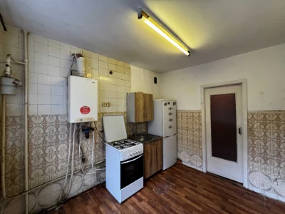 Продажа 3-комнатной квартиры, АГВ Космонавтов Чешка