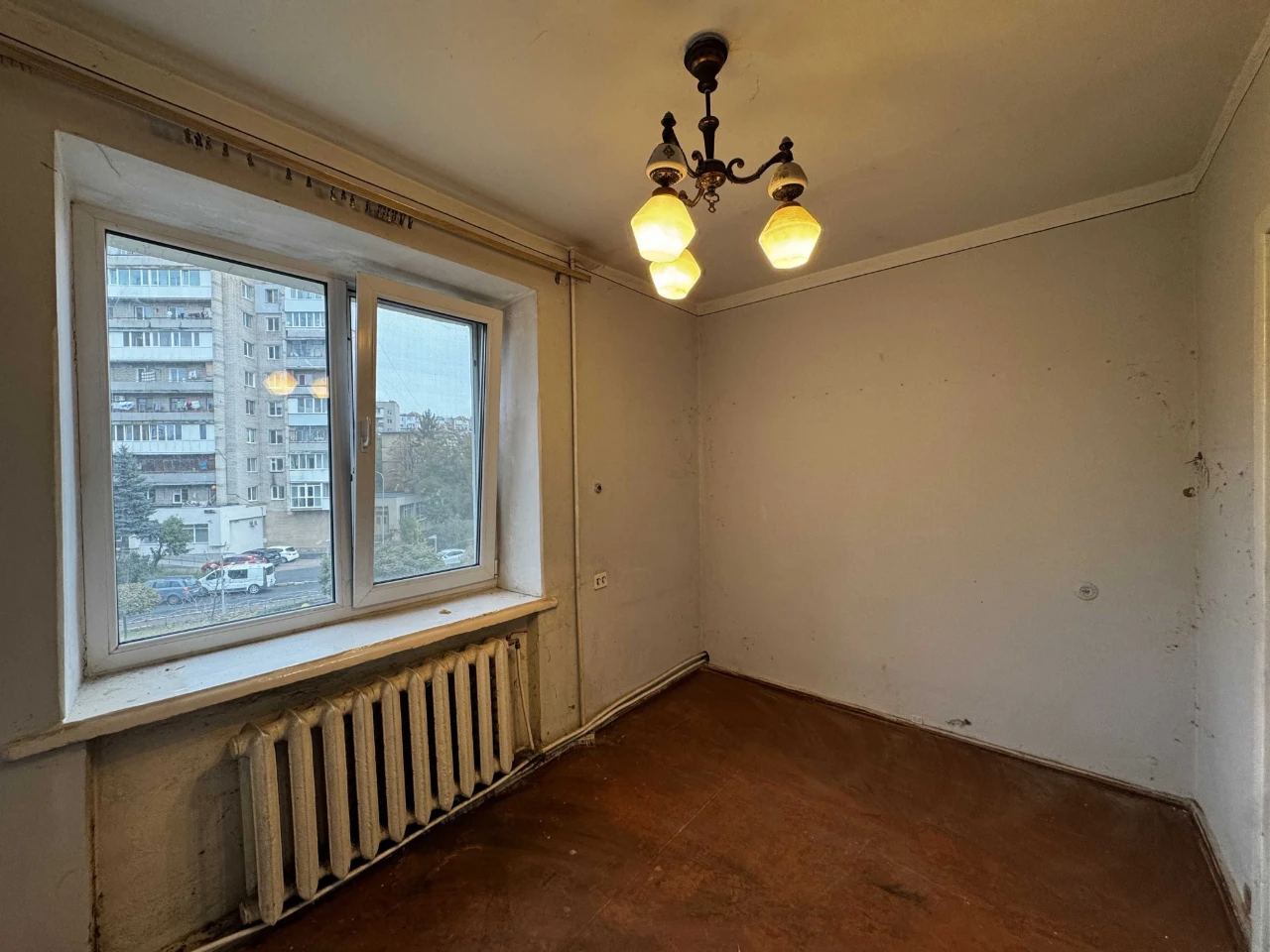 Продажа 3-комнатной квартиры, АГВ Космонавтов Чешка