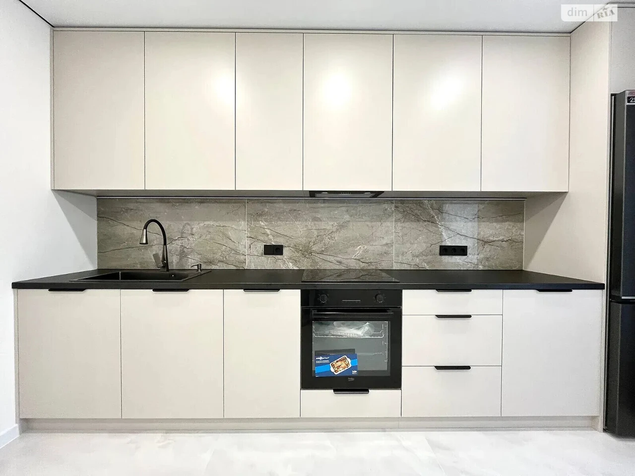 Apartment for Sale: Pasichna