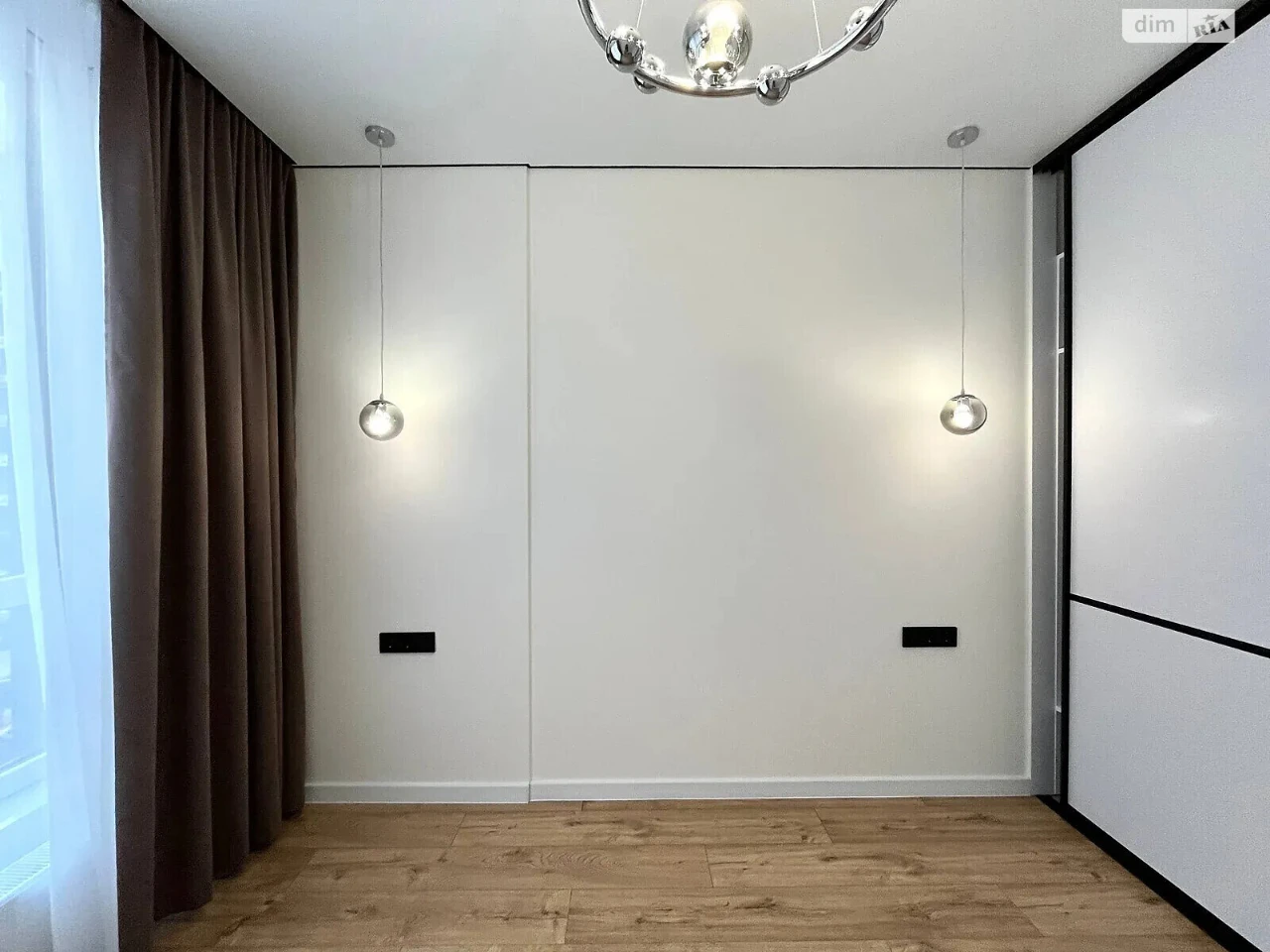 Apartment for Sale: Pasichna