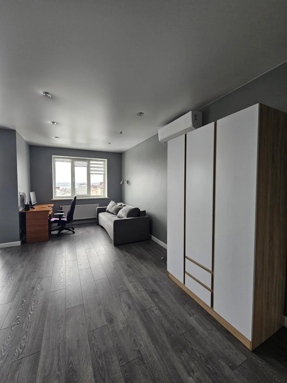 Sale / Apartment / V. Chornovola Street, Shchaslyve, Rivne