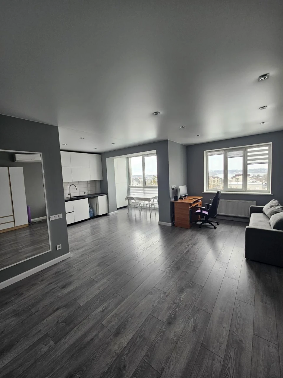 Sale / Apartment / V. Chornovola Street, Shchaslyve, Rivne