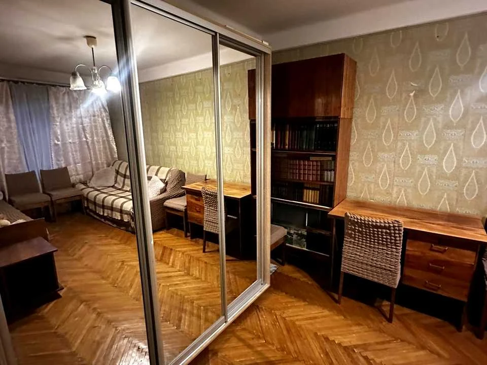 Квартира. Киев, бульвар Леси Украинки.