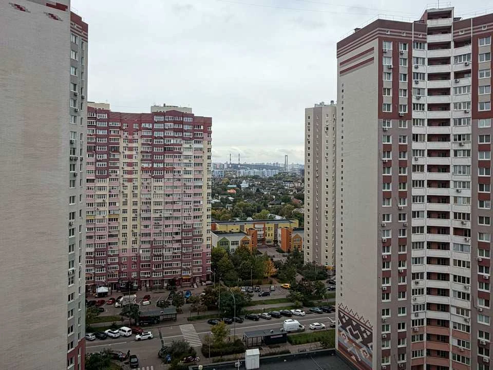 Квартира. вулиця Софії Русової, Київ