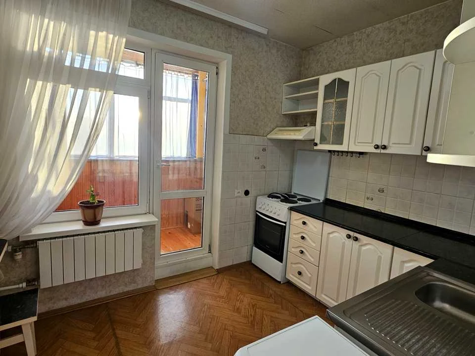 Apartment. Mikhail Gryshko Street, Kyiv